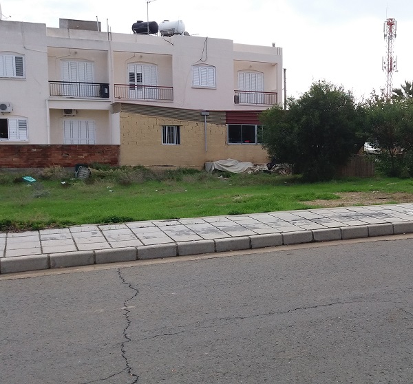 Plot of Land - Kiti